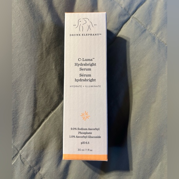Drunk Elephant C-Luma Hydrabright Gentle Vitamin C Serum - Picture 2 of 6